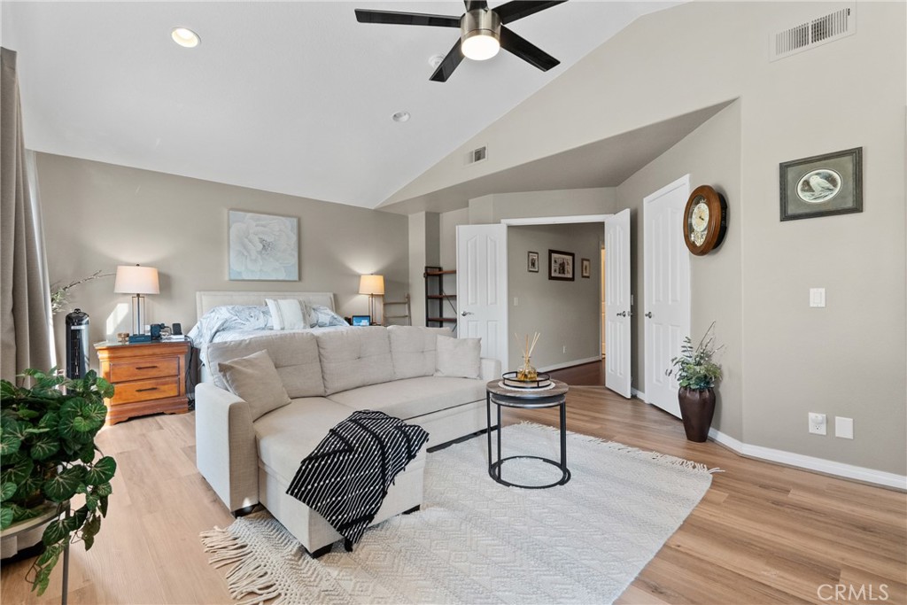 Property photo 44