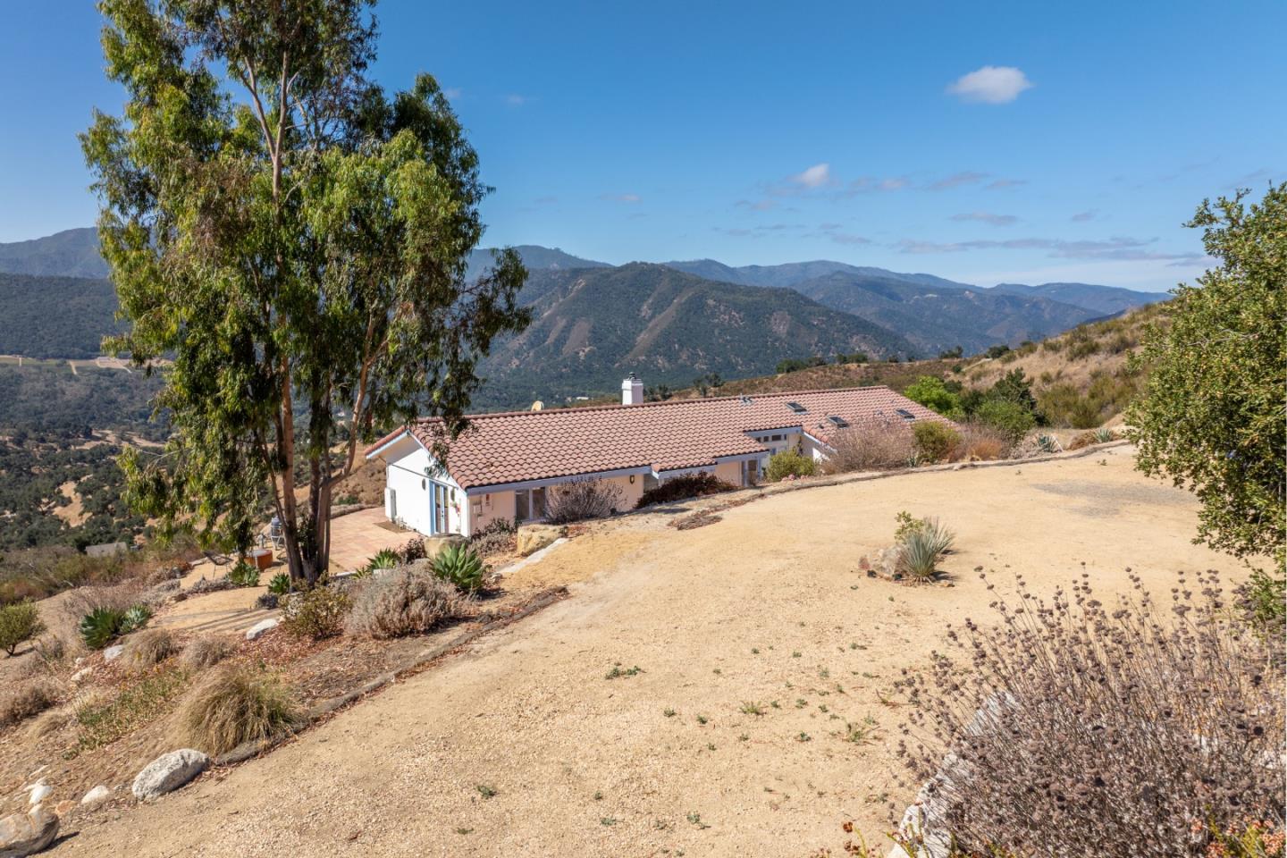 Property photo 34