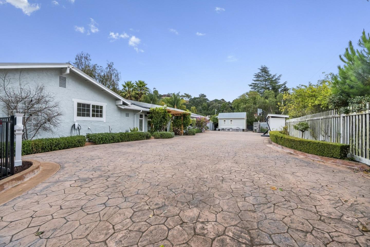 Property photo 25