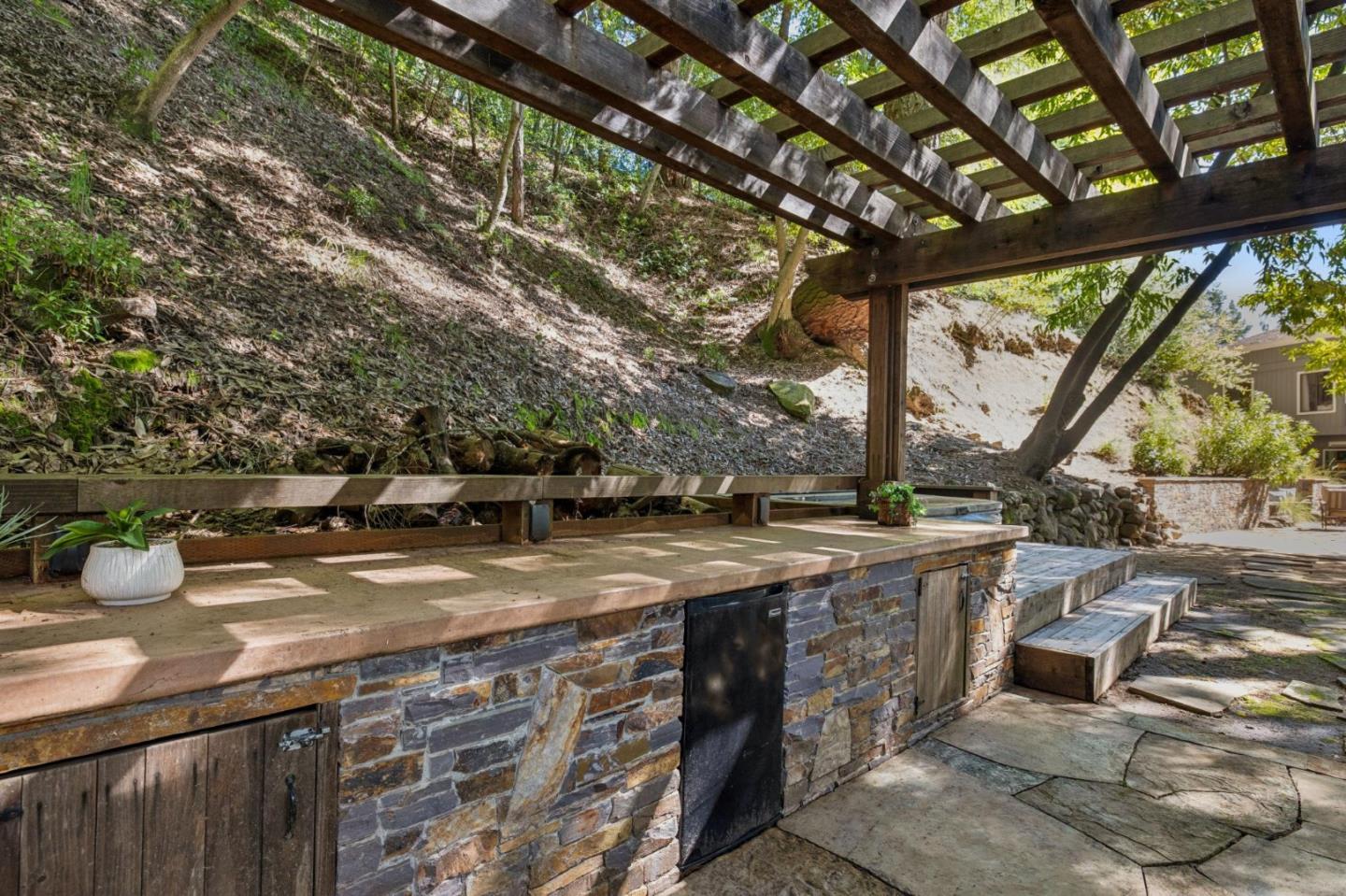 Property photo 50