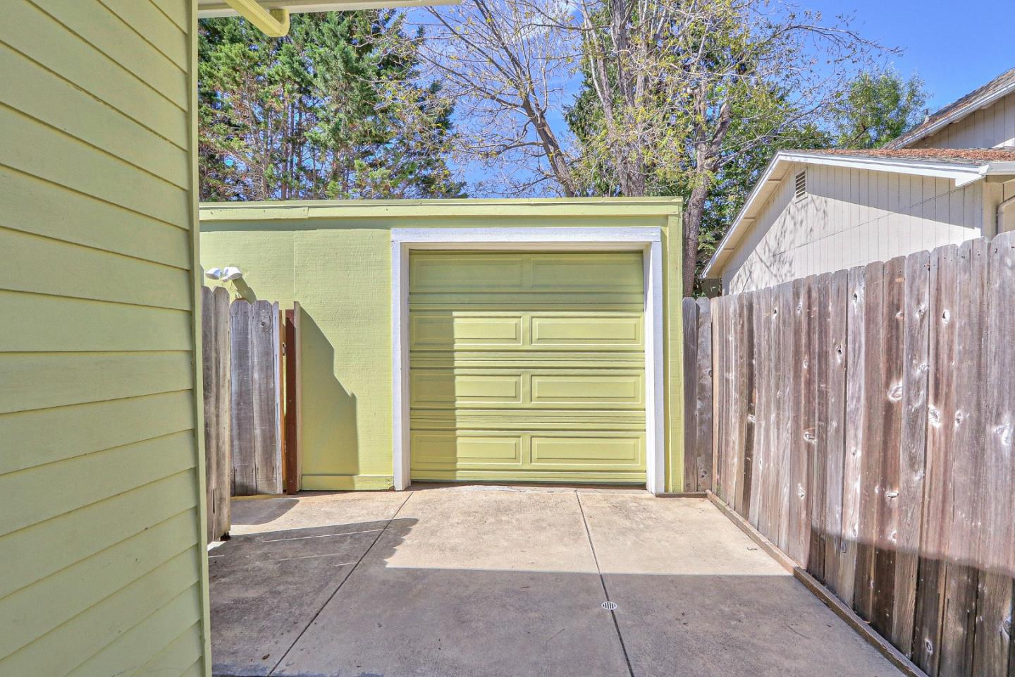 Property photo 36
