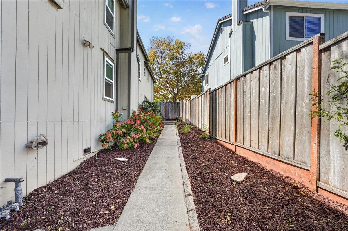 Property photo 46