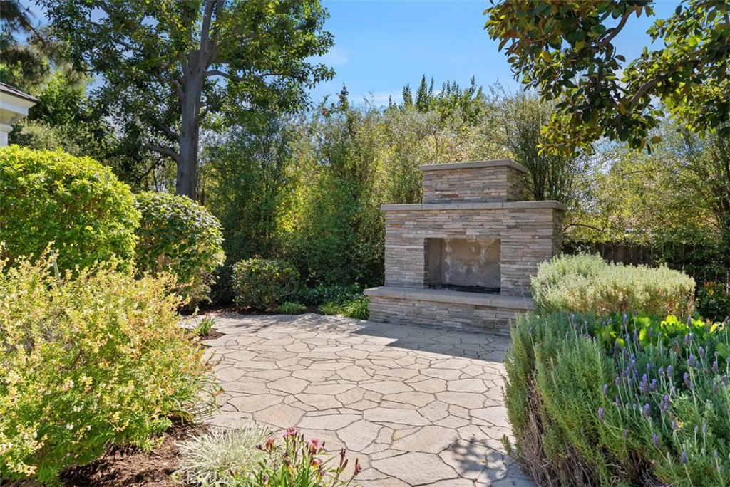 Property photo 44