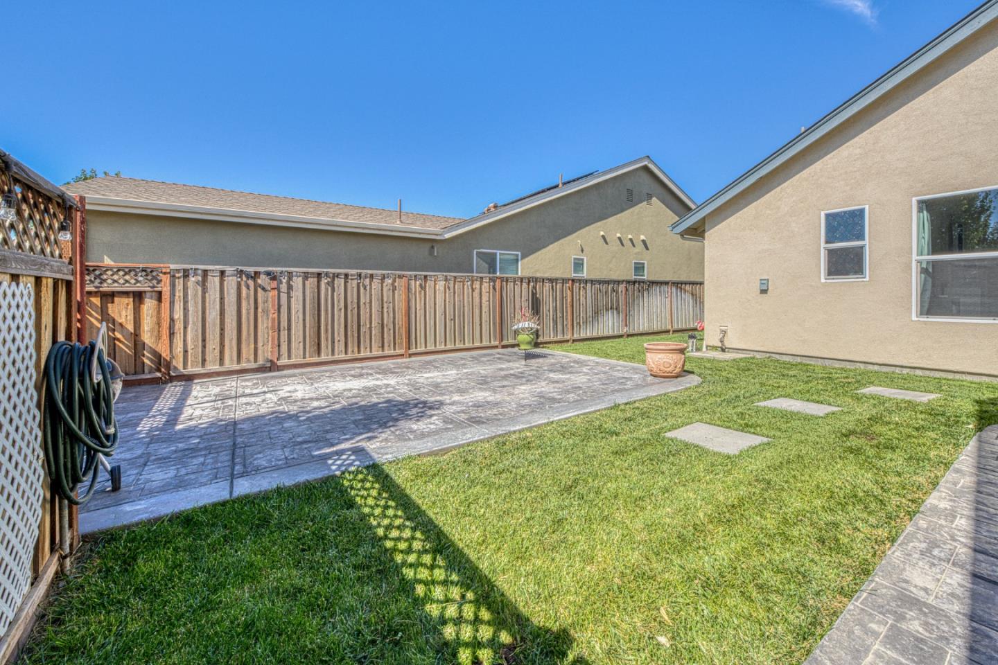 Property photo 35