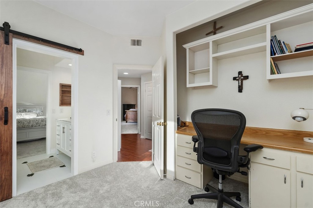 Property photo 37