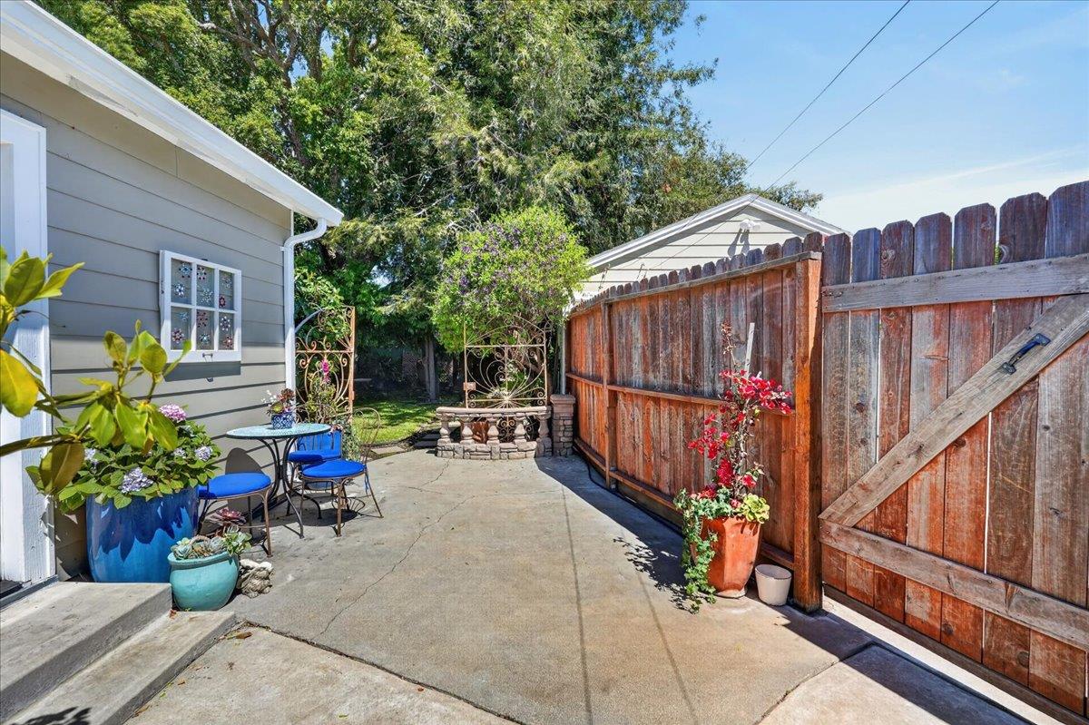 Property photo 37