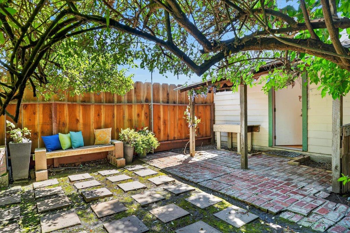 Property photo 46