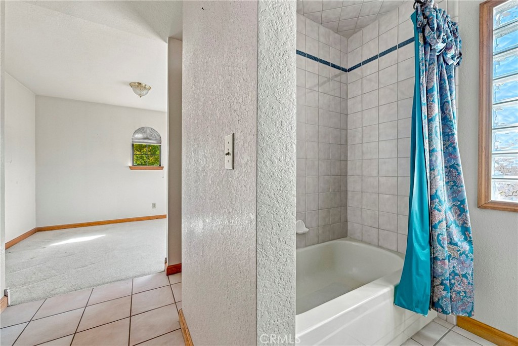 Property photo 46
