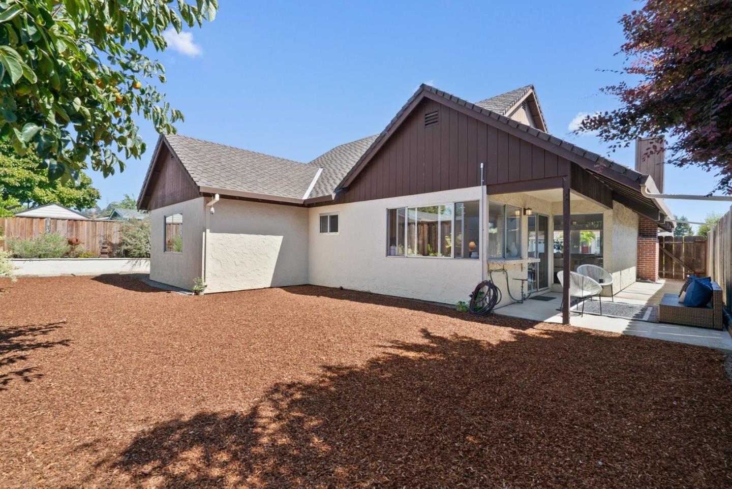 Property photo 43