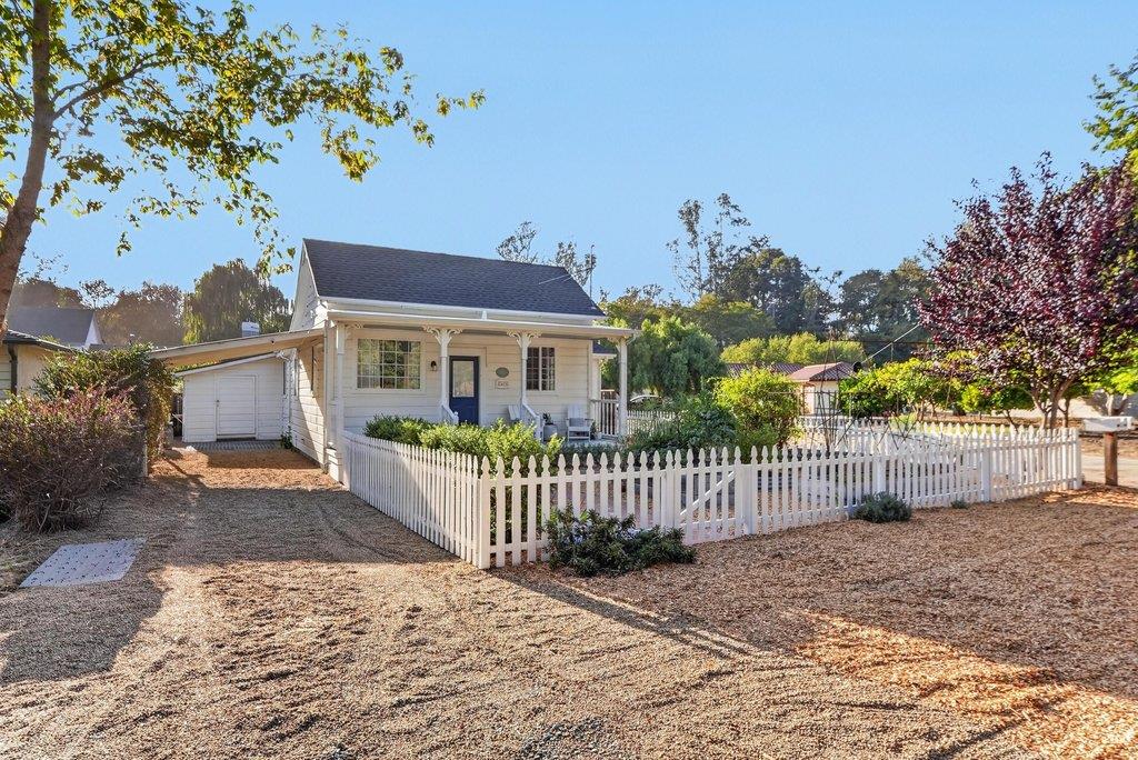 Property photo 8