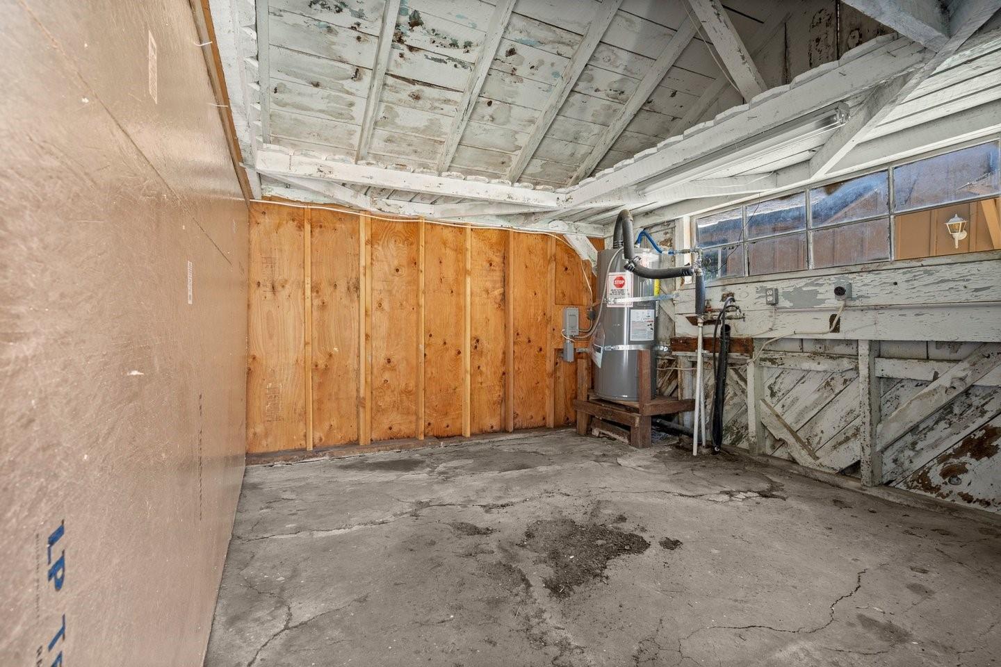Property photo 28