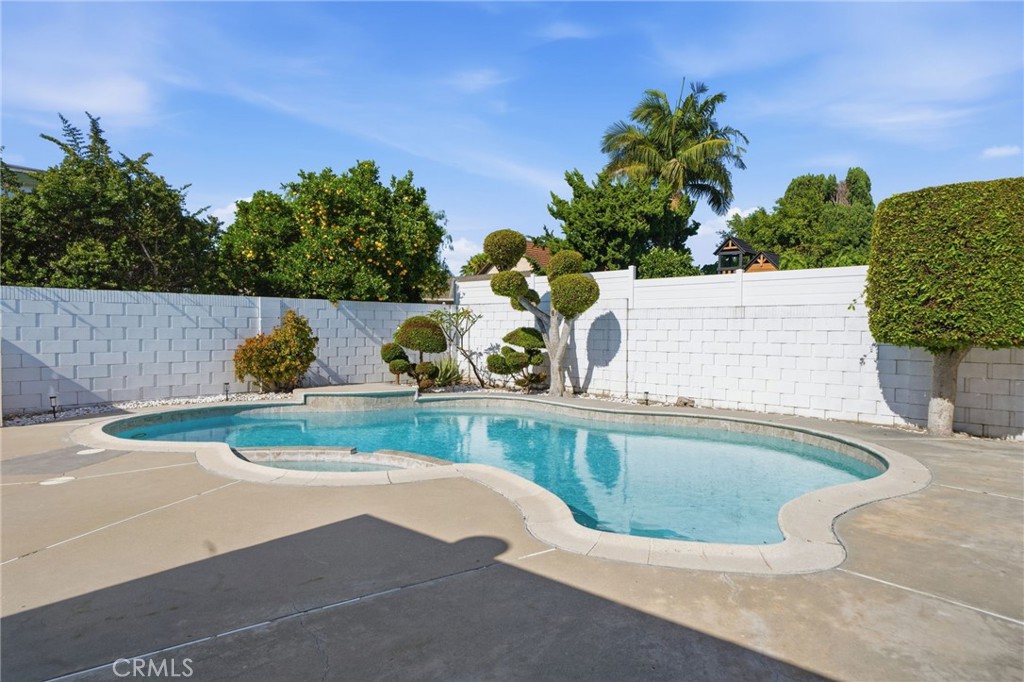 Property photo 24