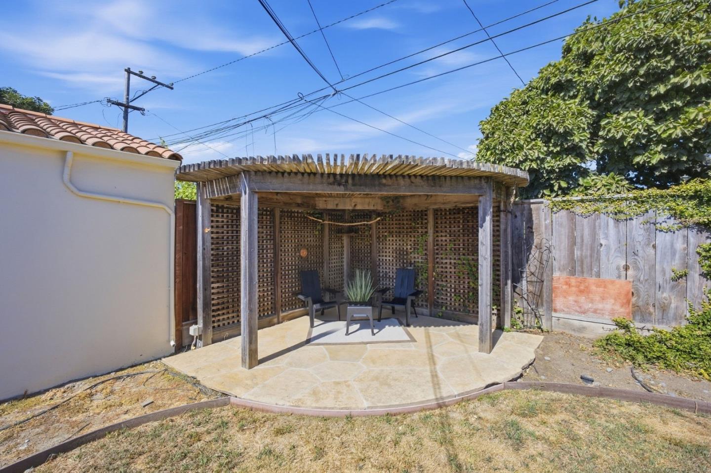 Property photo 42