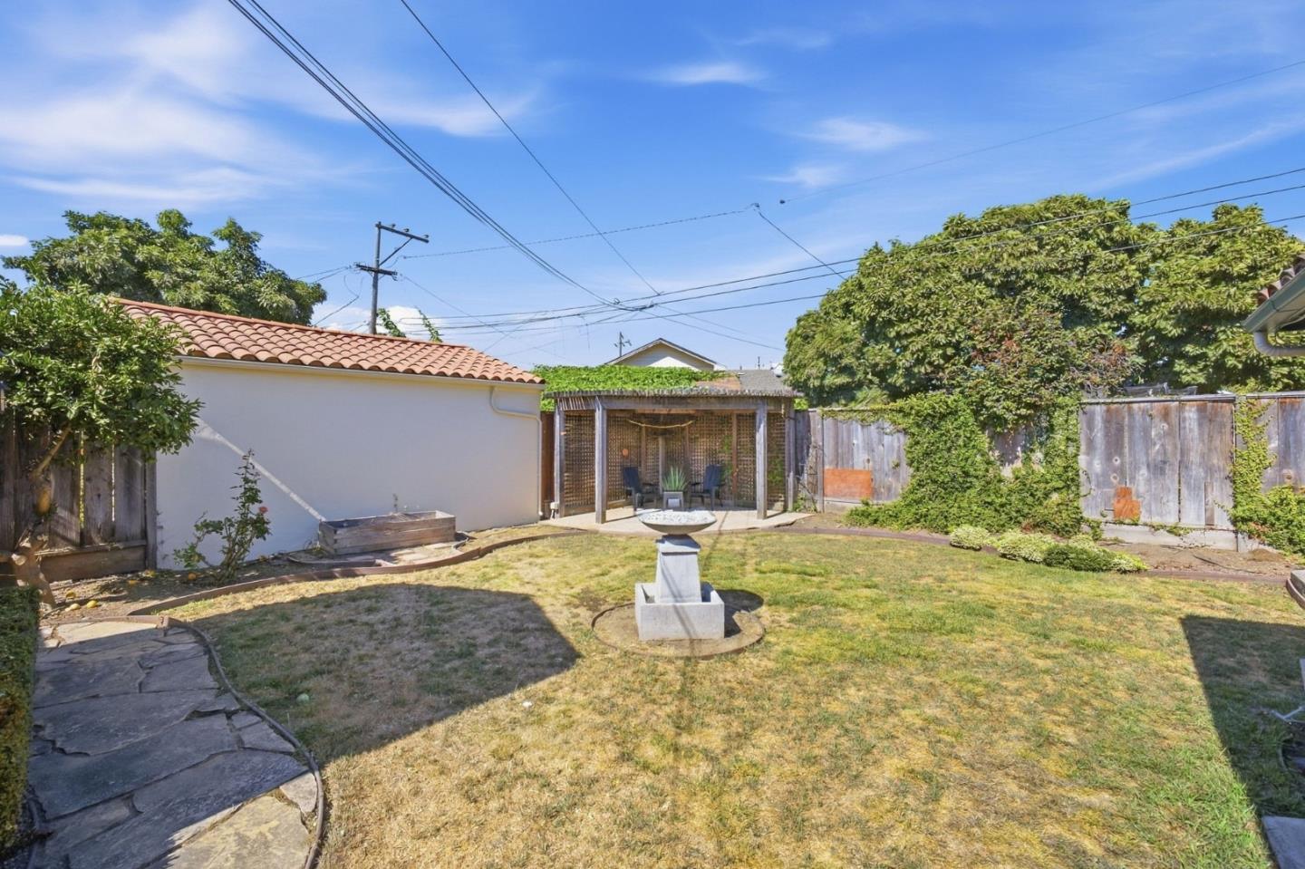Property photo 46