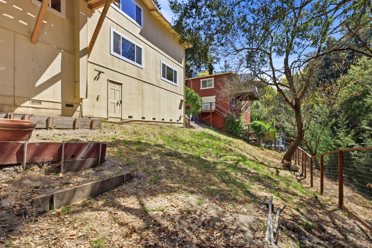 Property photo 43