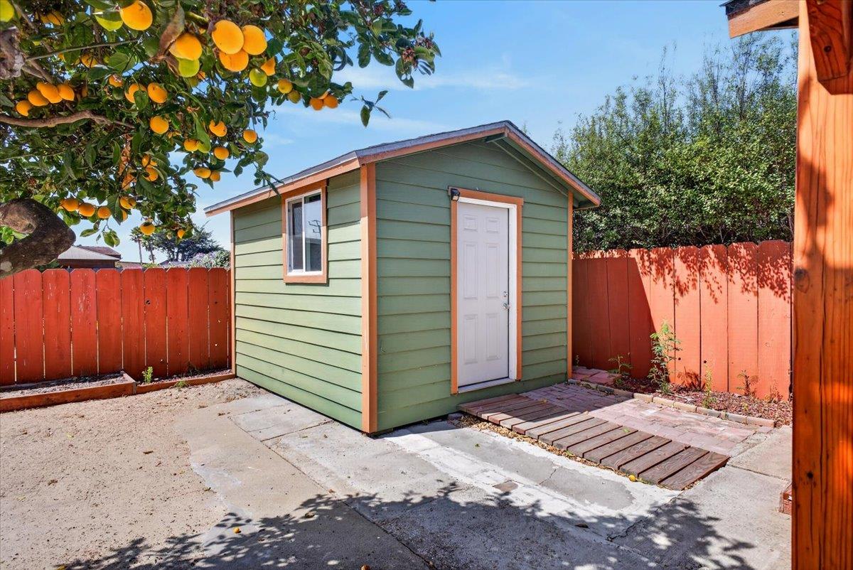 Property photo 28