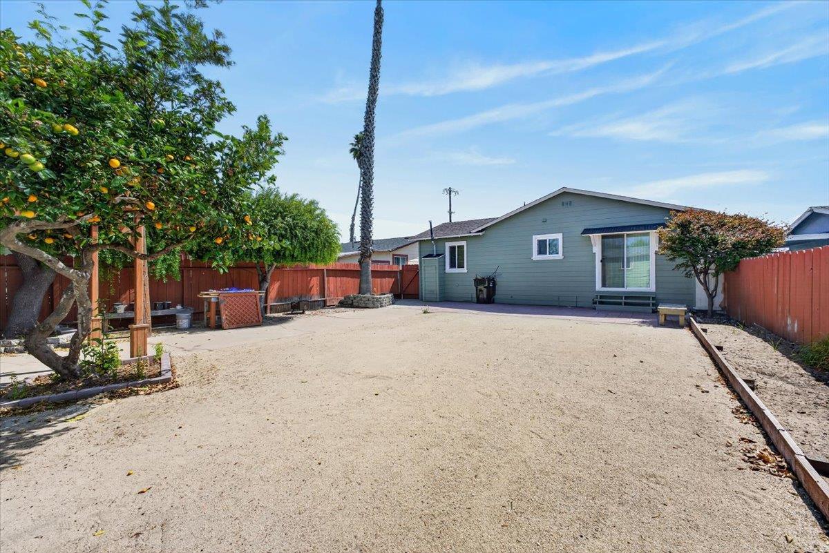 Property photo 31