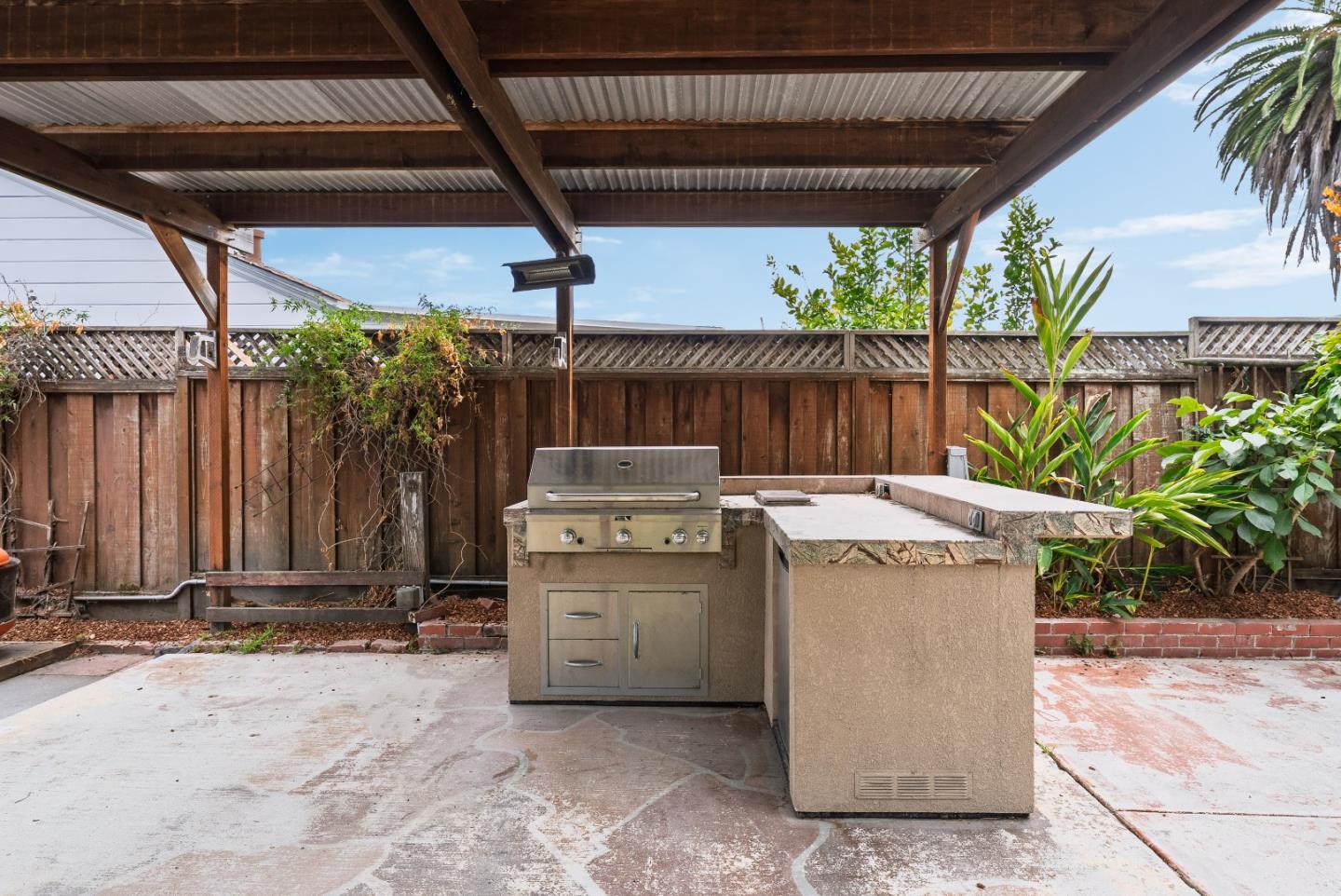 Property photo 46