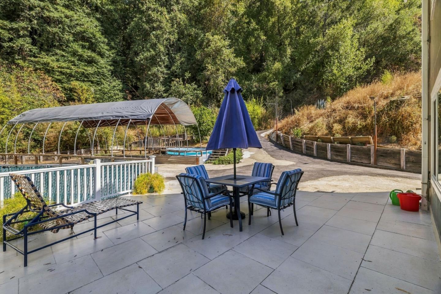 Property photo 35