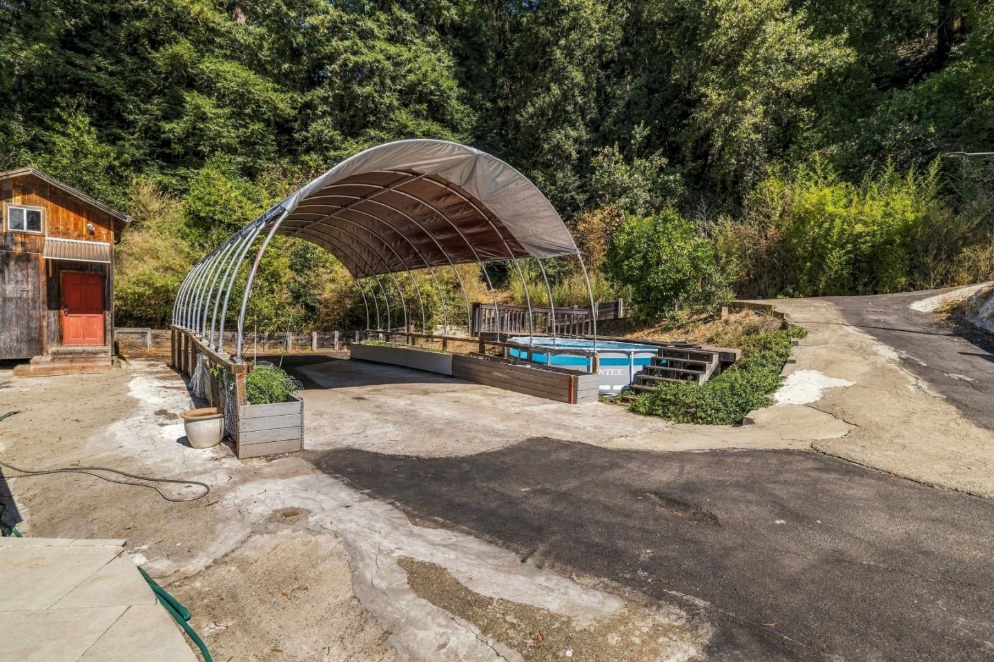 Property photo 44