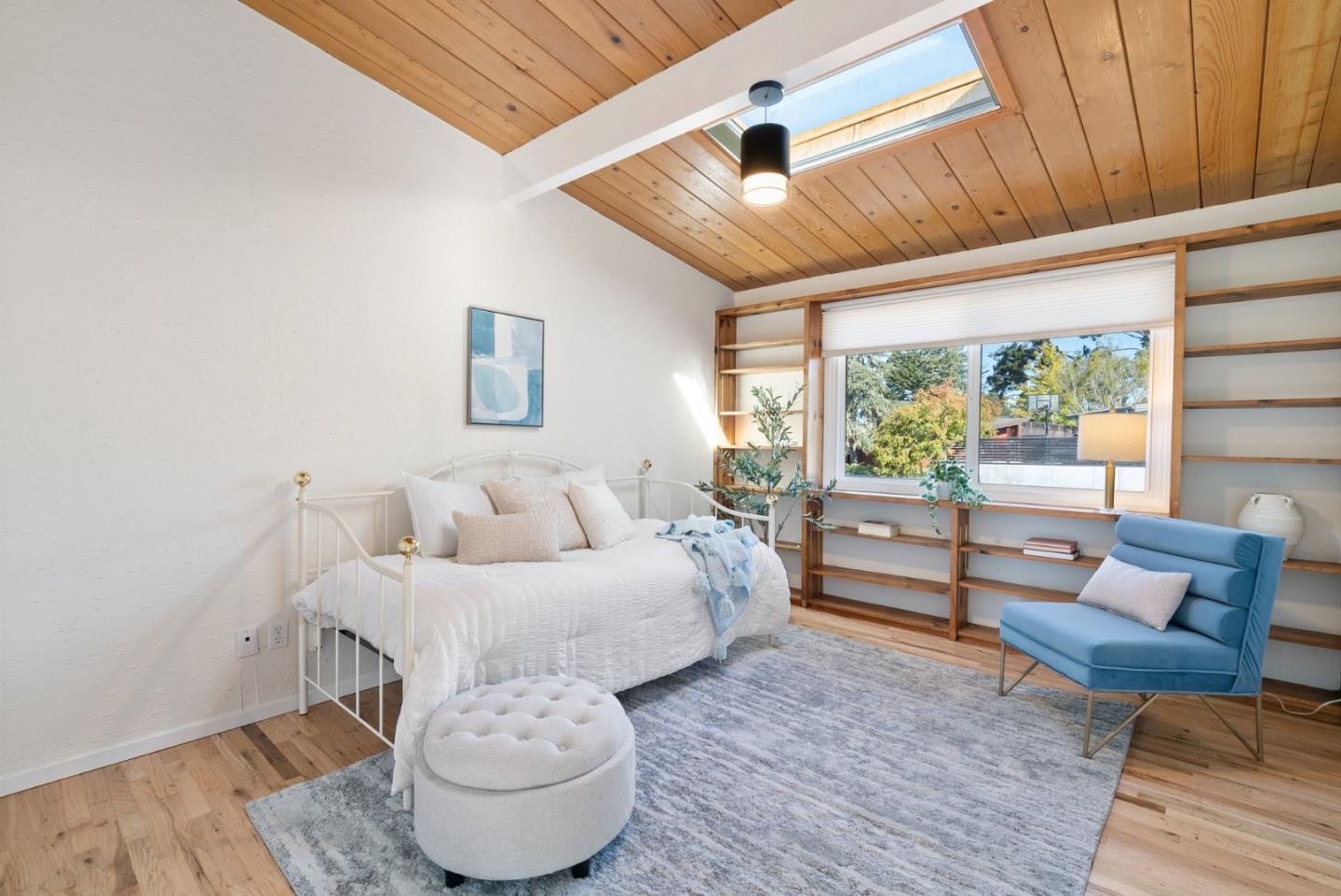 Property photo 25