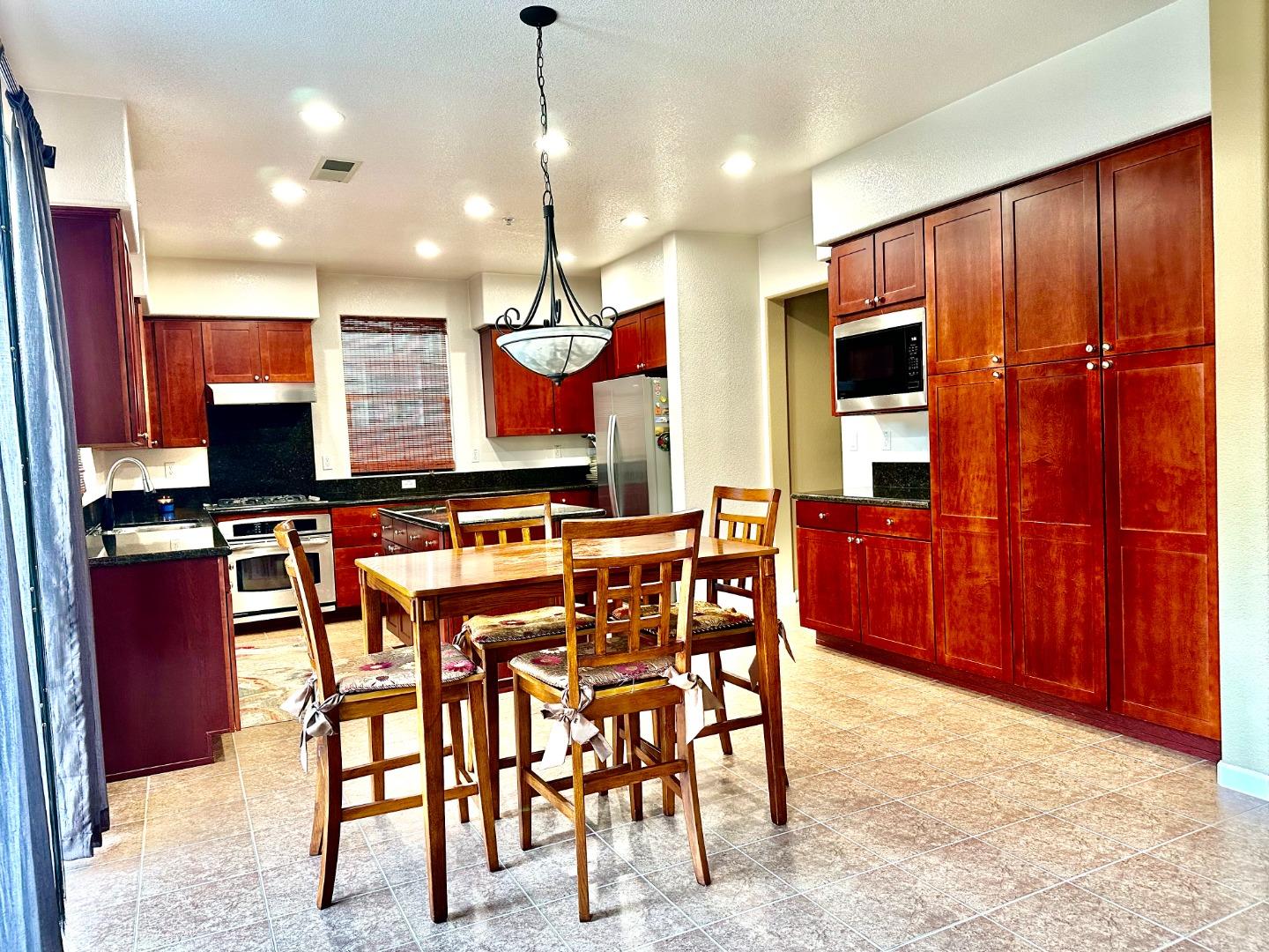 Property photo 30