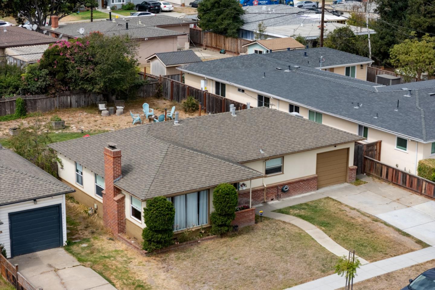 Property photo 38