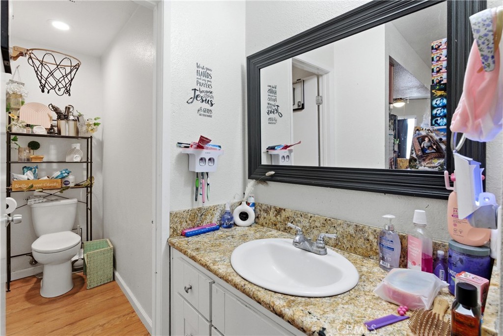 Property photo 35