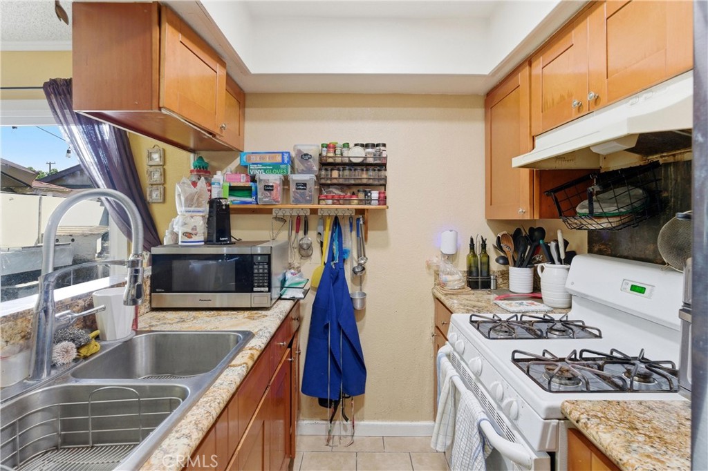 Property photo 44
