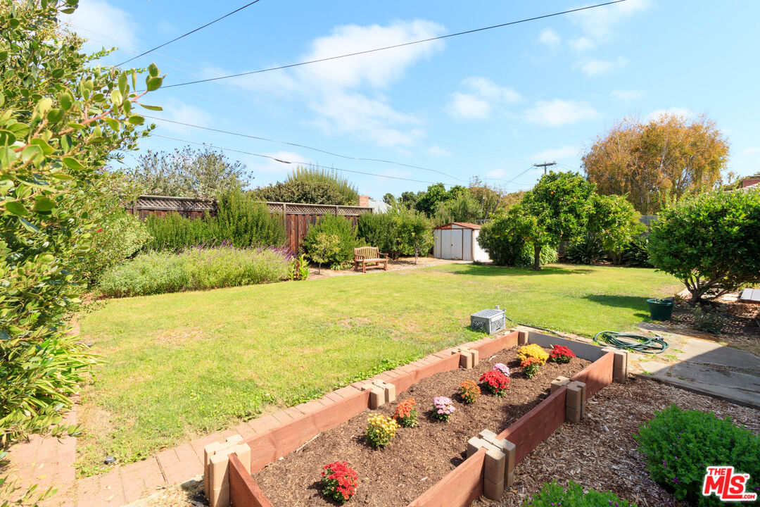 Property photo 44