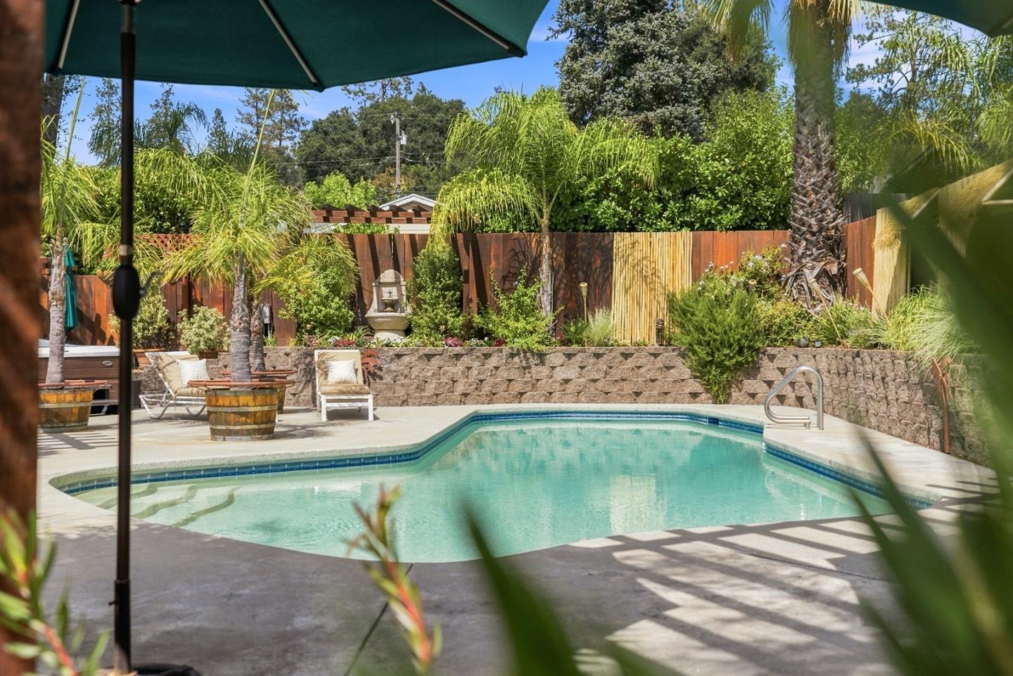 Property photo 37