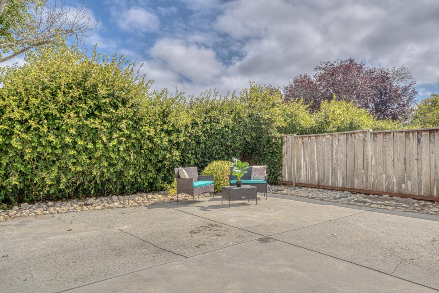 Property photo 44