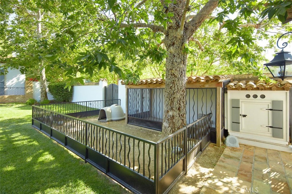Property photo 26