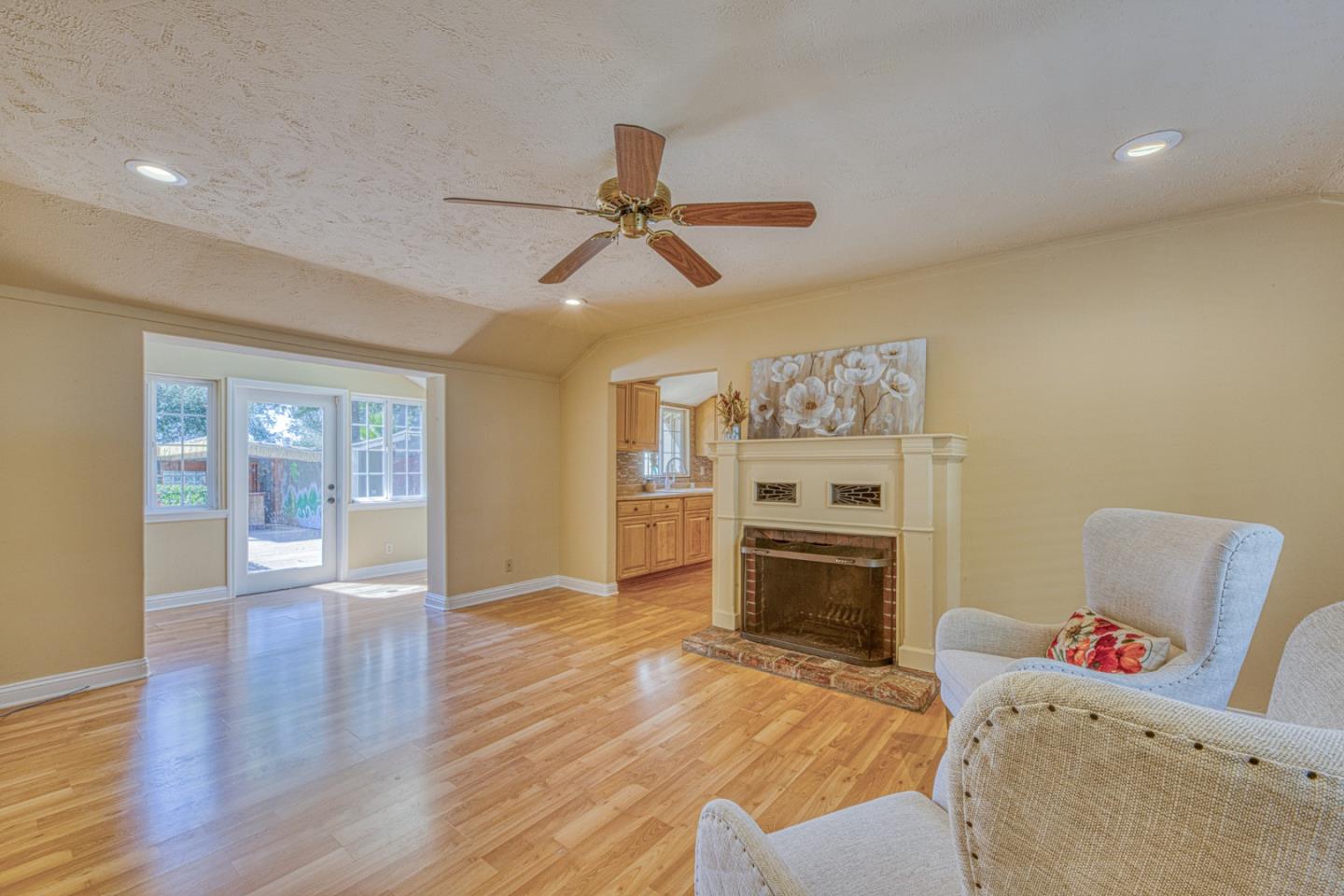Property photo 23