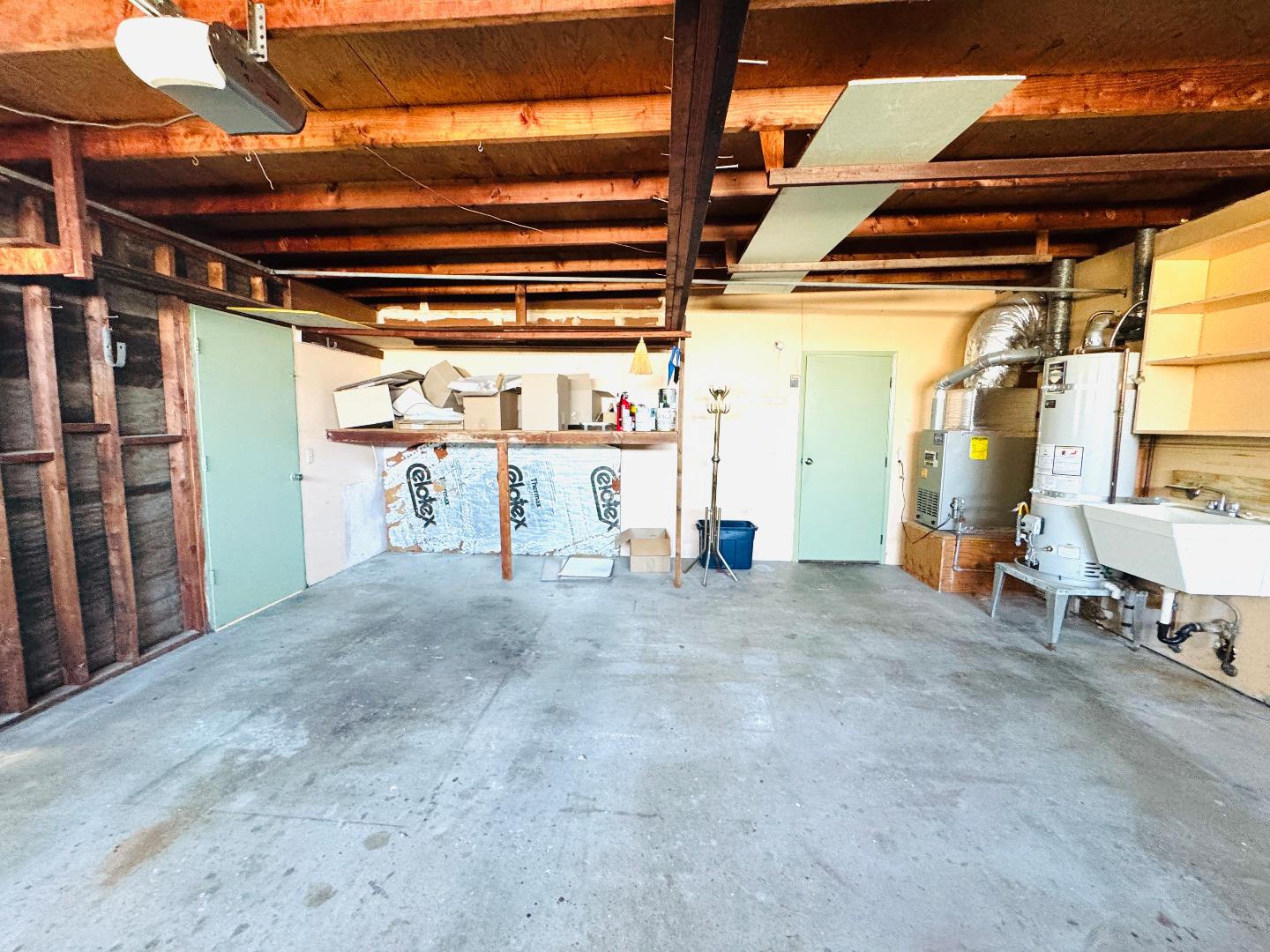 Property photo 34