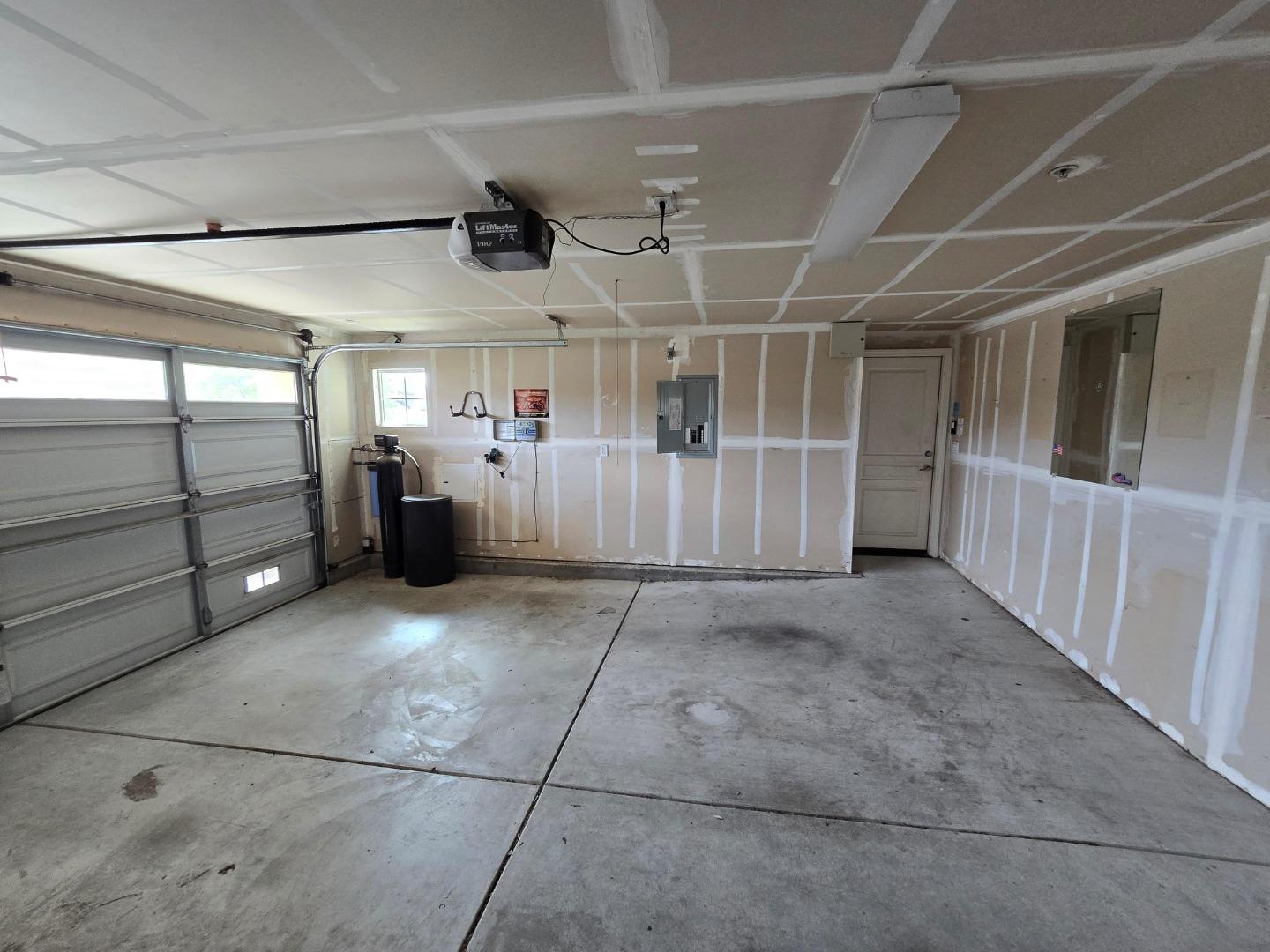 Property photo 46