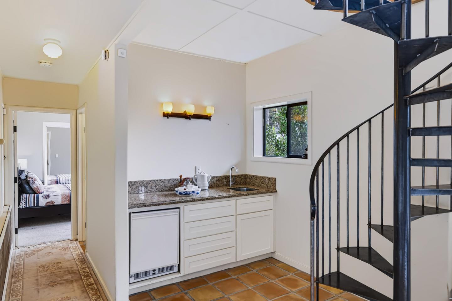 Property photo 38