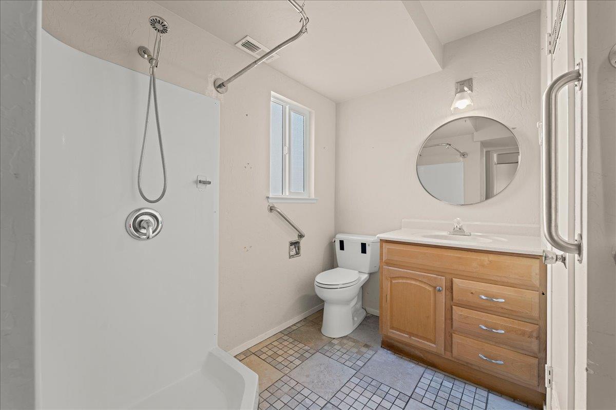 Property photo 28