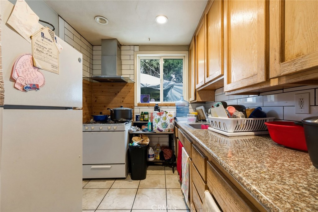 Property photo 32