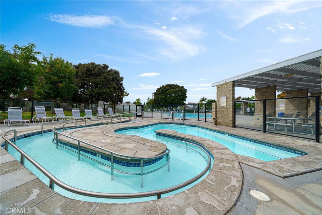 Property photo 43