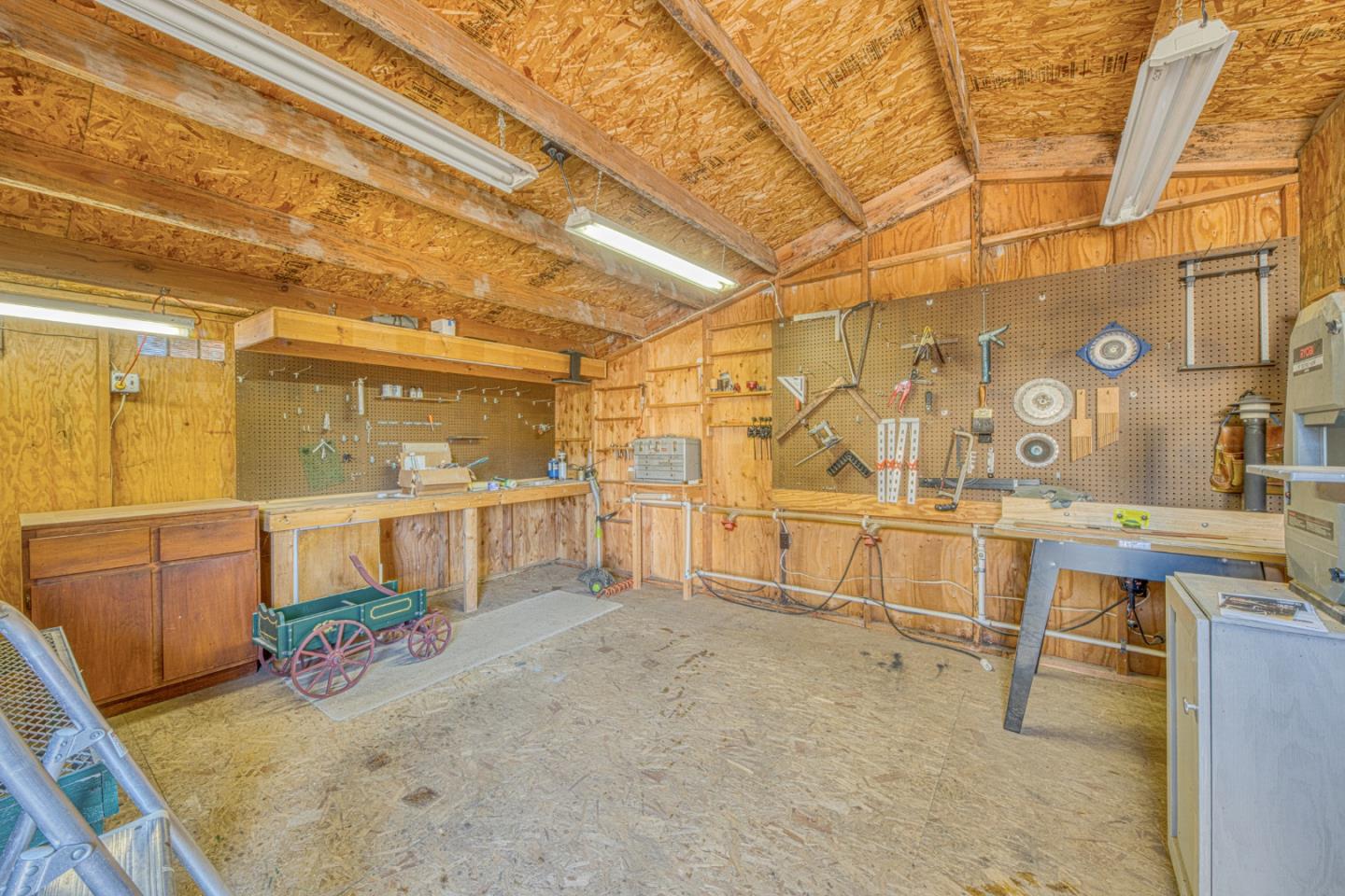 Property photo 36