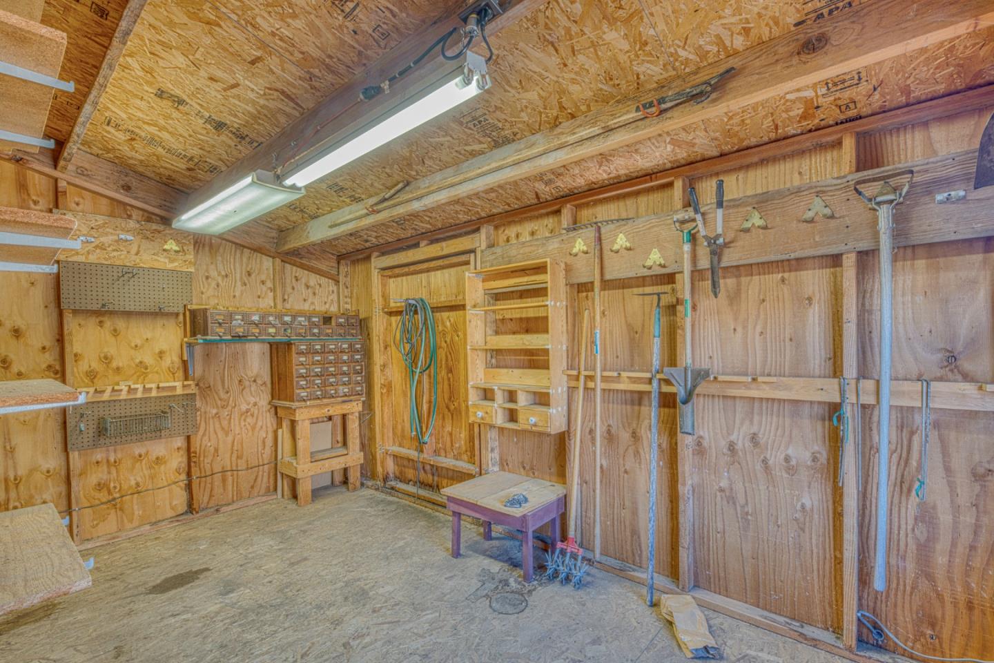 Property photo 38