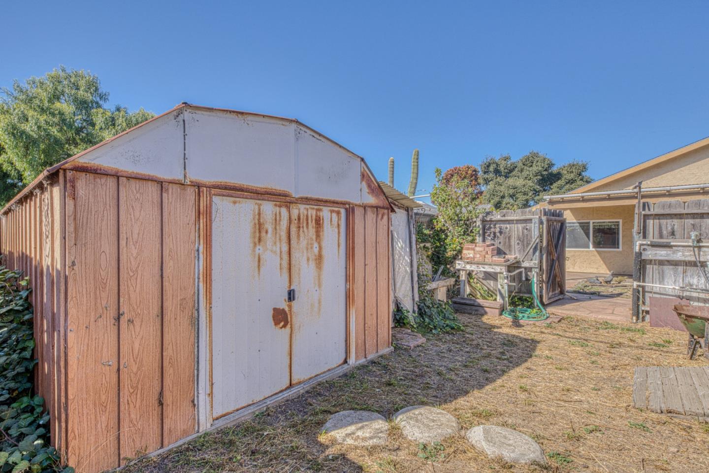 Property photo 40