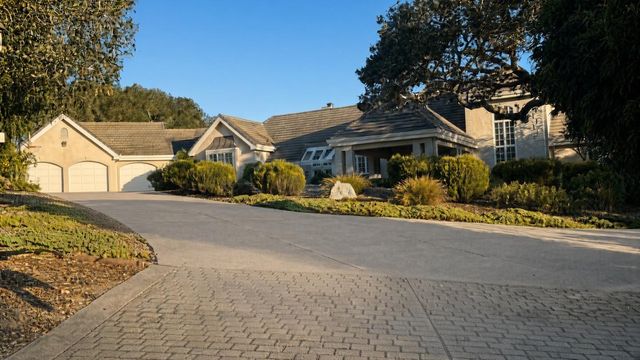Property photo 31