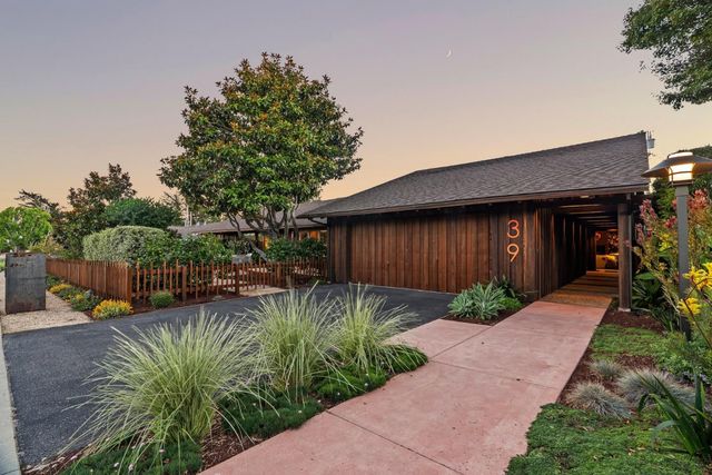 Property photo 31