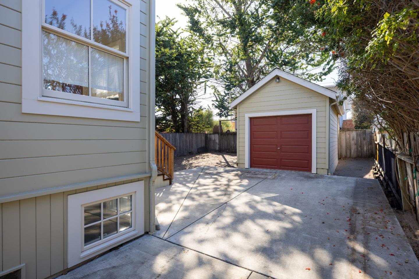 Property photo 28