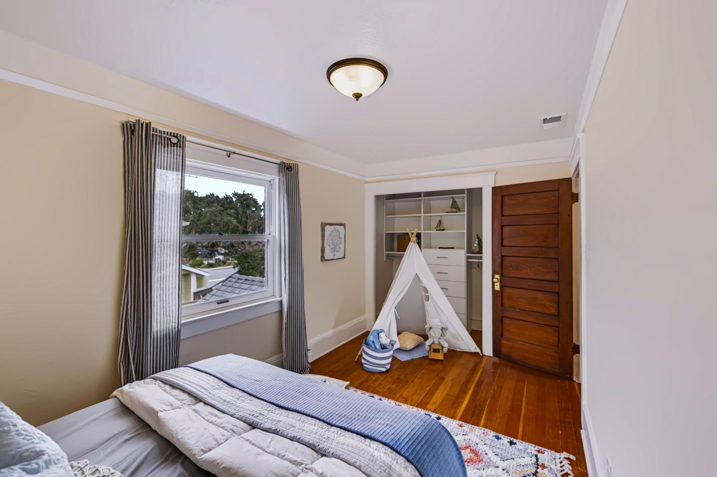 Property photo 50