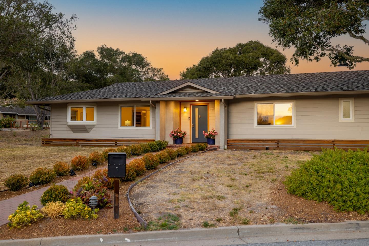 Property photo 33