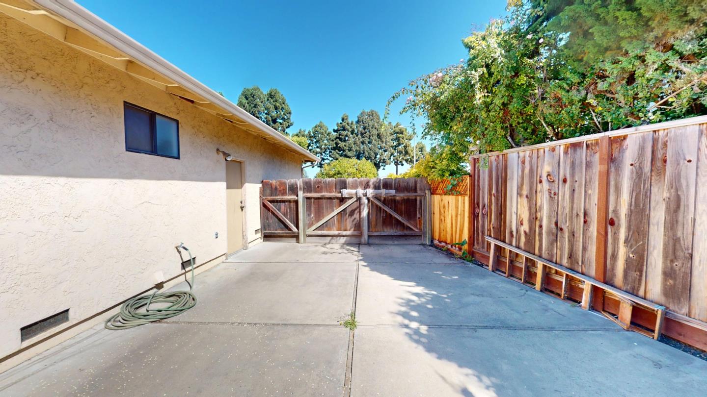 Property photo 48