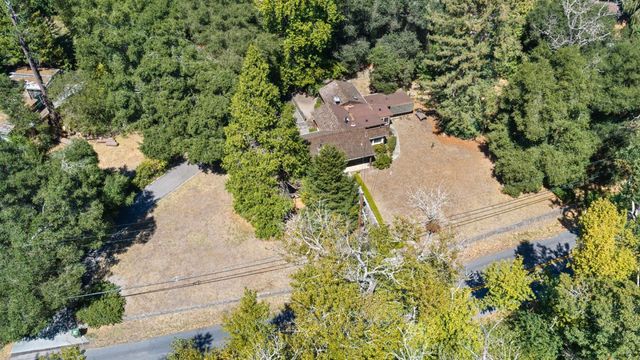 Property photo 35